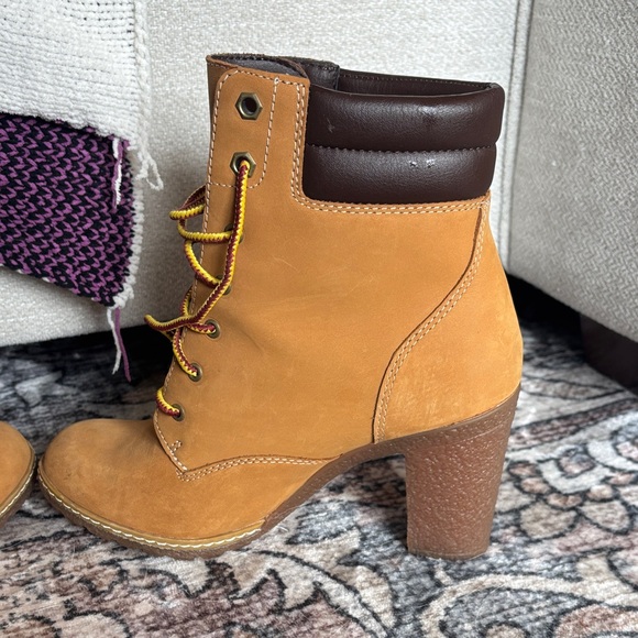 Timberland Women's Brown Lace-Up Boots - Picture 4 of 7